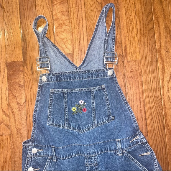 Juniors denim short overalls - Picture 2 of 4